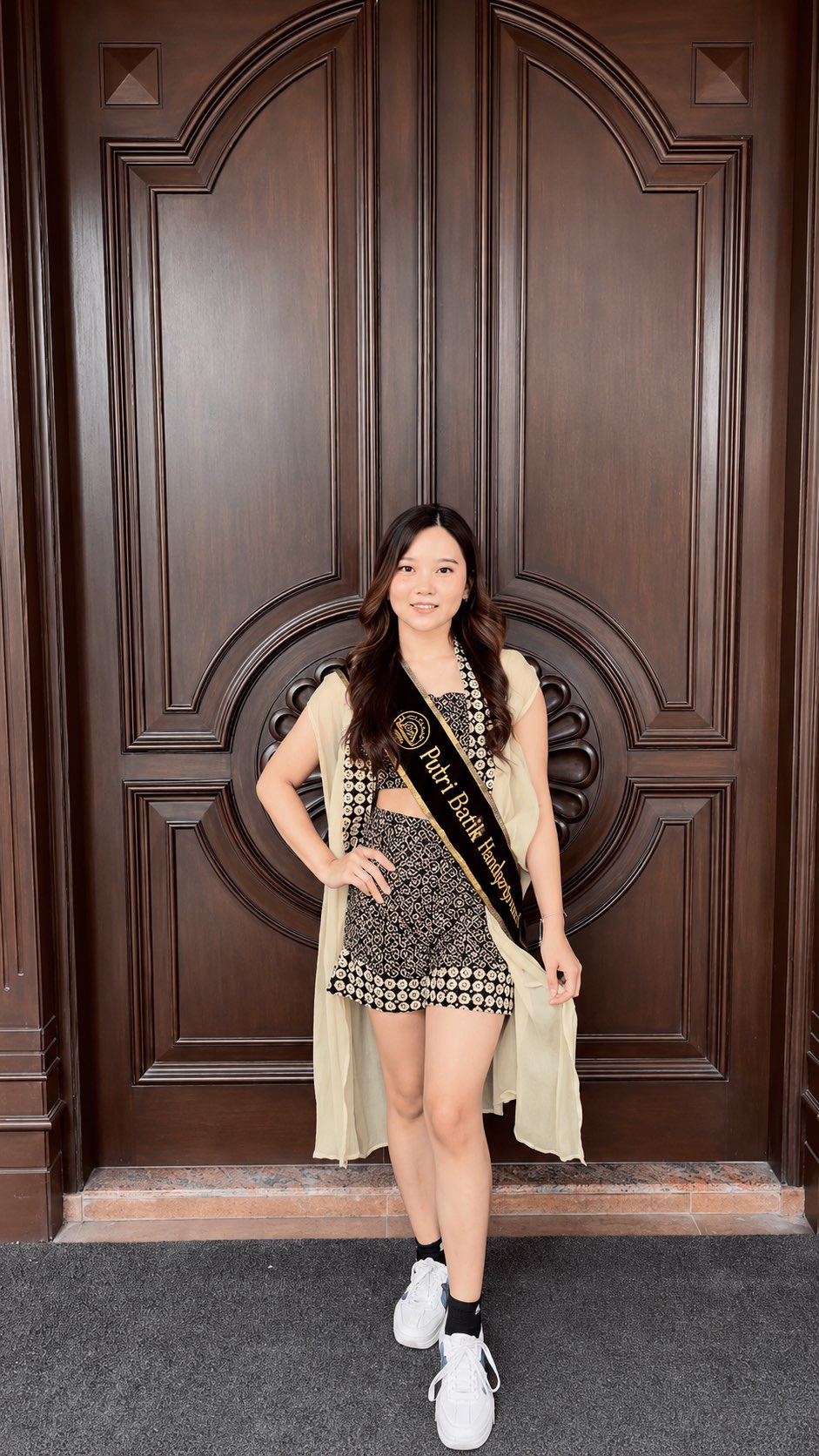 Pesona Kebaya Modern